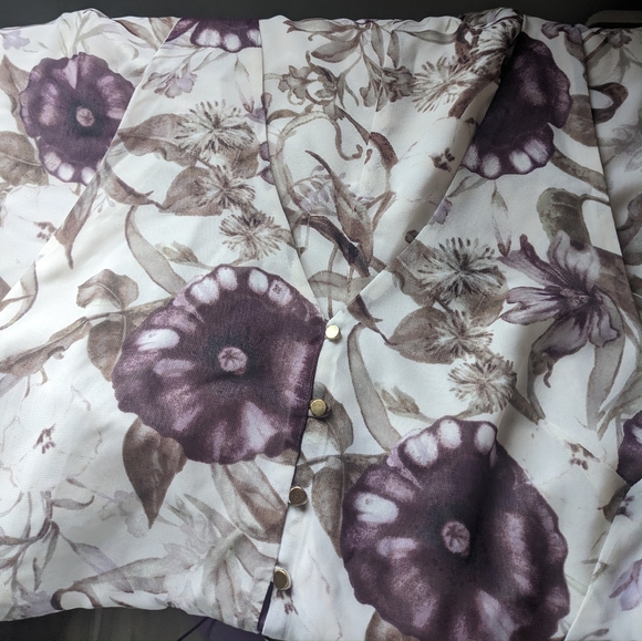 Dynamite Halter Floral A-Line Mini Dress Size Medium - Picture 6 of 7